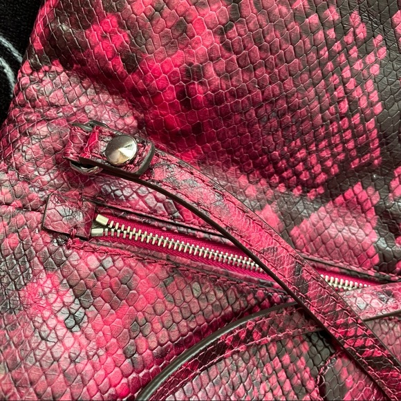 Mk Daria Foldover Clutch W/Strap In Fuschia/Pink Leather Shoulder Bag - Picture 6 of 10